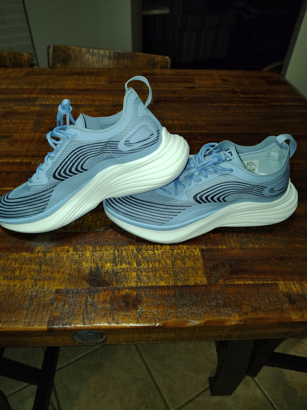 APL Men’s Sky Blue Running Sneakers Original Box 9.5 Men's